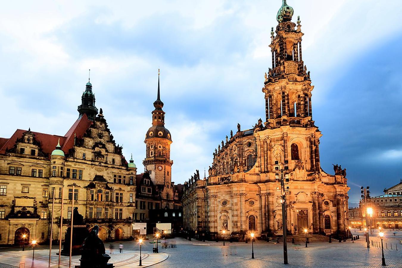 Ankommen Und Wohlfuehlen! 104 Qm In Altstadt-Naehe Dresden Bagian luar foto